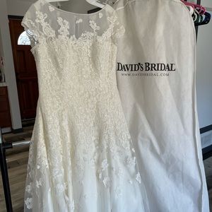 Short beaded lace wedding dress